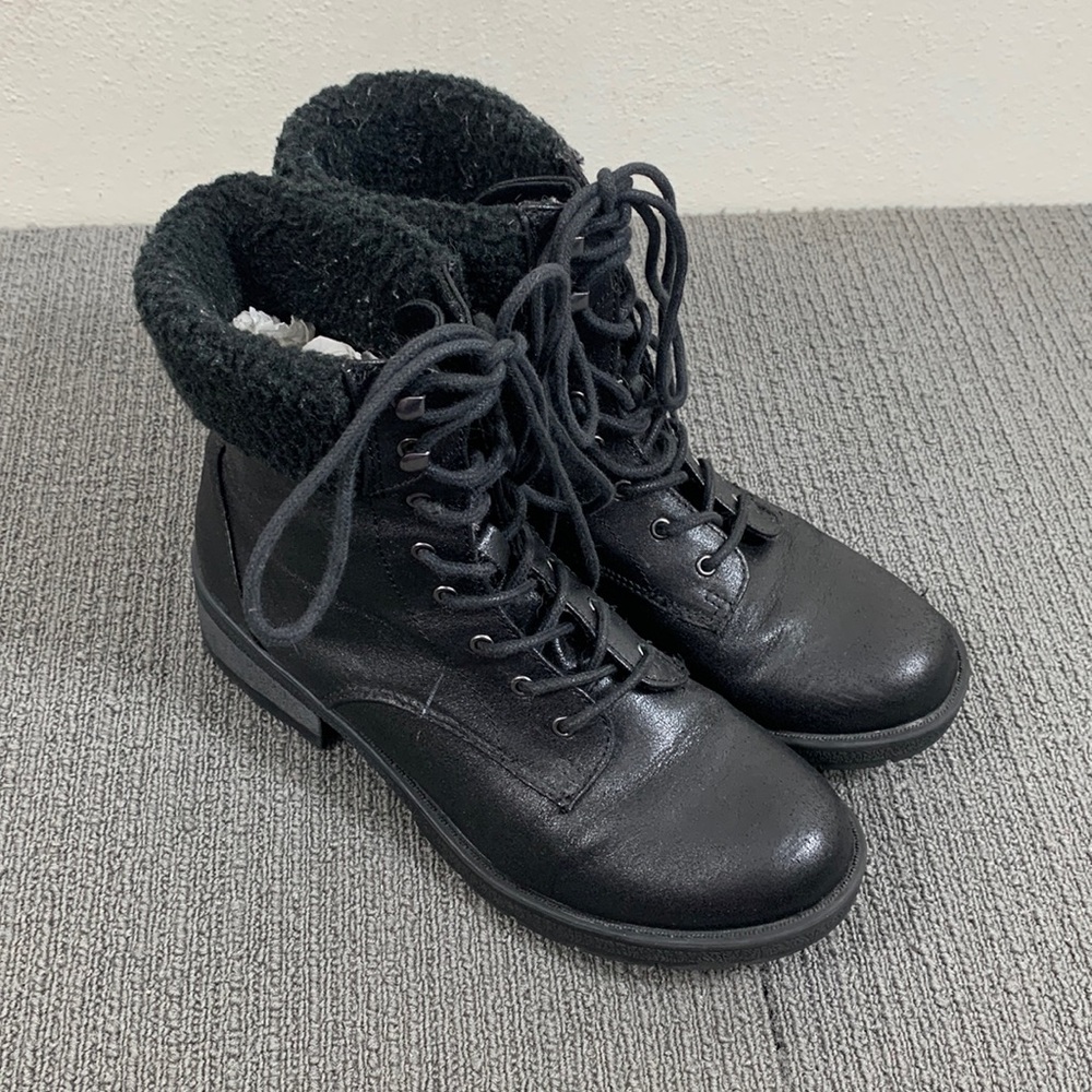 Dunes Combat Boot Womens Size 8.5 Black Faux Leather Faux Sheepskin Trekka Boots